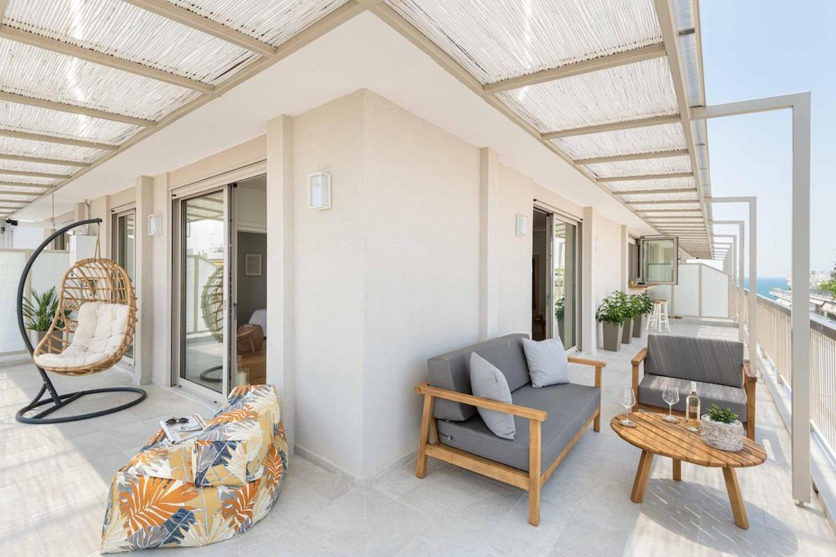 Lavish Unique Penthouse Next To The Seafront Thessaloniki